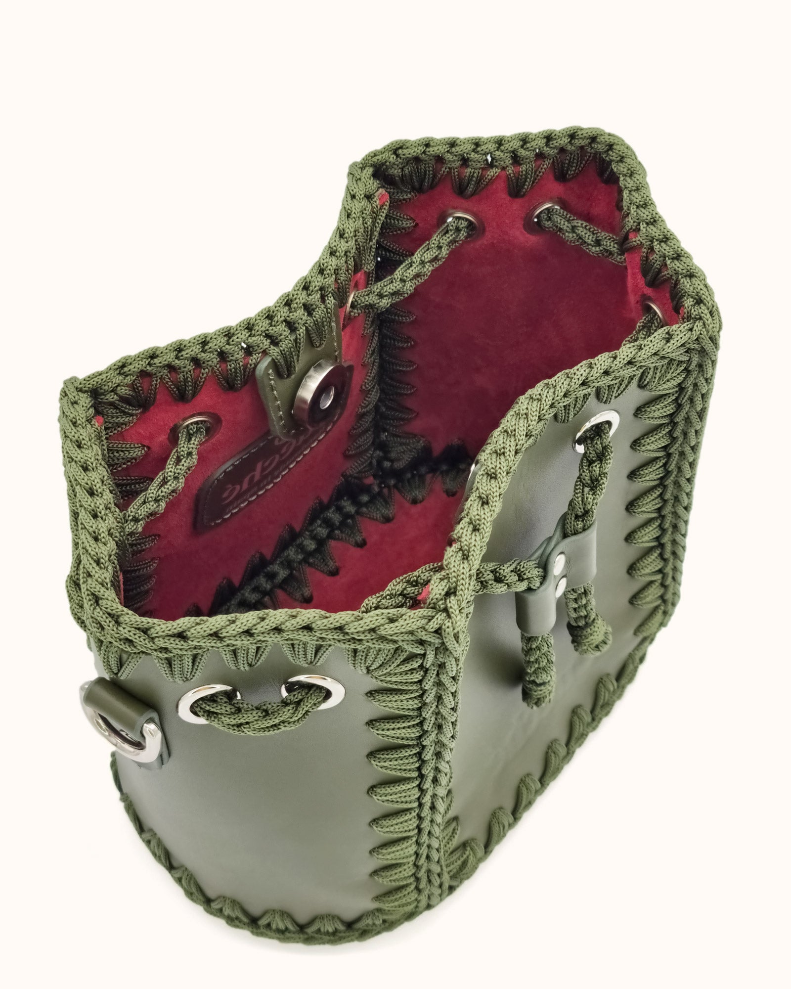 Bolso bombonera pequeño artesanal Olga S verde de cuero y crochet - Hecho a mano por Cueché