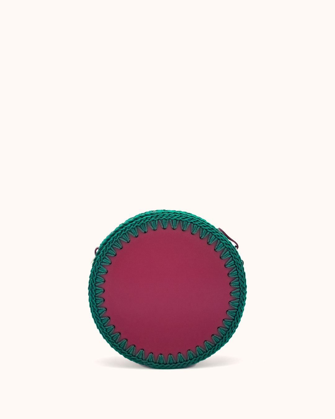 Bolso redondo pequeño artesanal burdeos y verde de cuero y crochet hecho a mano por Cueché