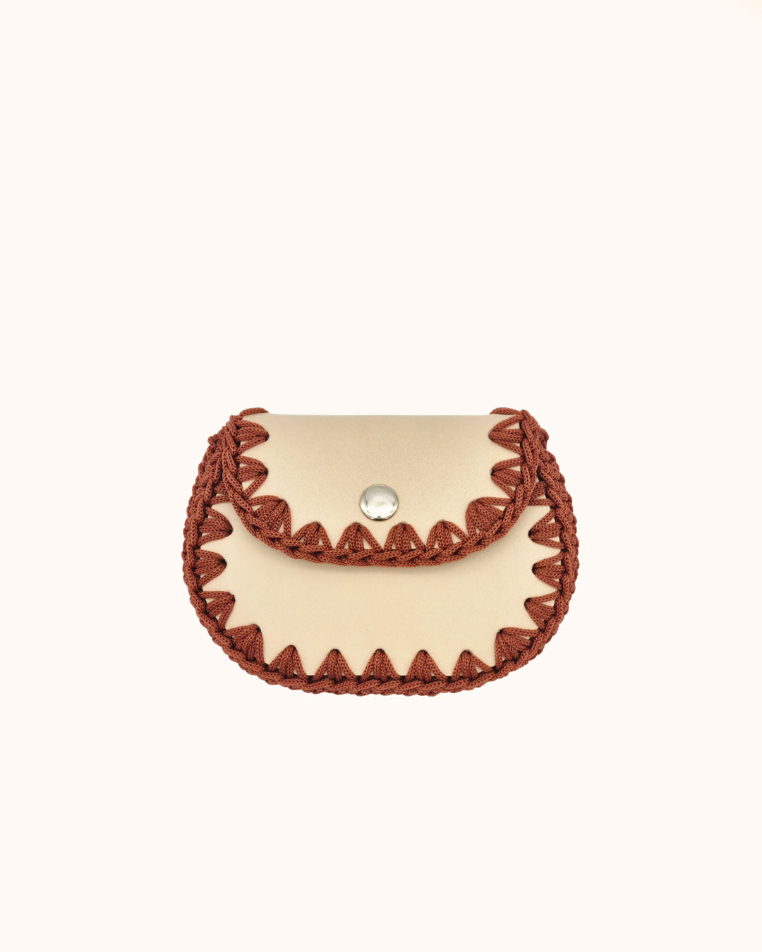 Monedero artesanal beige de cuero y crochet hecho a mano – Cueché